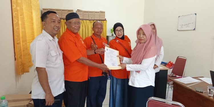 Surat Bakesbangpol untuk Partai Gerakan Rakyat Tuban Jatim Keluar, Siapkan Bagi Takjil Ramadan